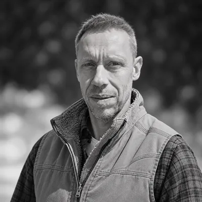 Portrait of Nickolai Schlechter, Co-Founder & Head of Field Operations, Earth Surveillance